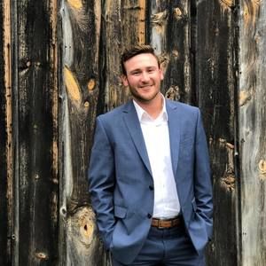 Meet your Posher, Eric